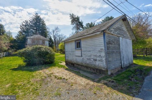 120 Chestnut Ave, Washington Grove MD  20880-2026 exterior