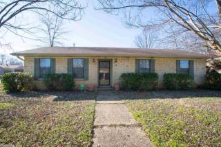 601 Newcastle Dr, North Little Rock, AR 72120-5024