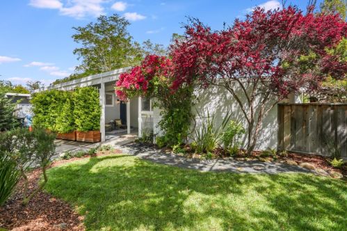 3753 Starr King Cir, Palo Alto, CA 94306-4203