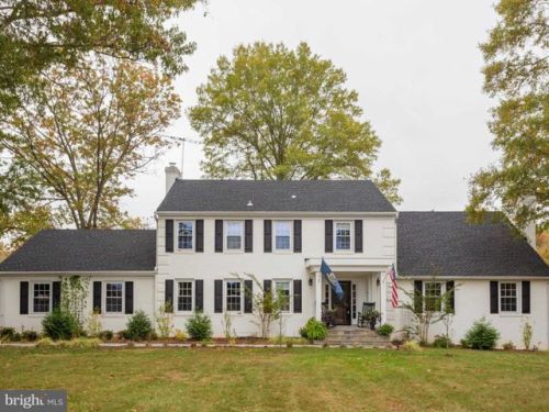 11727 Chapel Rd, Clifton VA  20124-1909 exterior