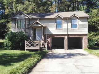 2152 Leslie Brook Dr, Decatur, GA 30035-2400