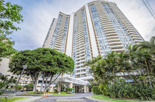 2333 Kapiolani Blvd, Honolulu HI  96826-4485 exterior