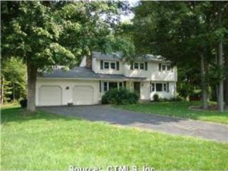 56 Hansom Hill Rd, Windsor, CT 06095-1810