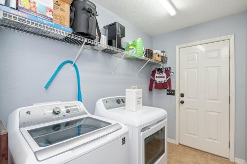 2060 Alfred Blvd, Gulf Breeze FL  32566-7349 exterior