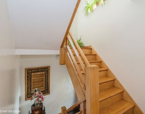 2140 Marmora Ave, Chicago, IL 60639-2815