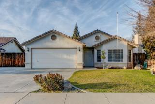 514 Meadow Grove Ct, Bakersfield, CA 93308-5657