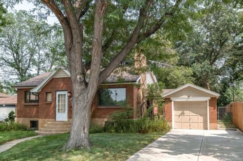 4930 Grant St, Englewood, CO 80113-6829