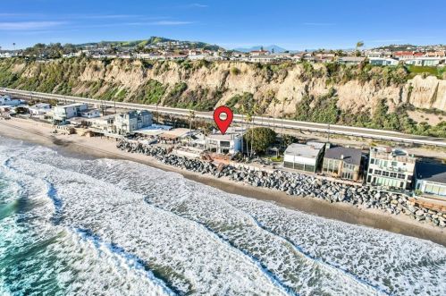 35781 Beach Rd, Dana Point CA  92624-1711 exterior