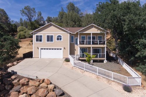 16212 Eagle Rock Rd, Middletown CA  95467-8177 exterior