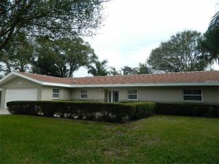 1445 Marjohn Ave, Clearwater FL  33756-2430 exterior