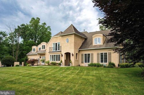 301 Penllyn Blue Bell Pike, Blue Bell, PA 19422-1625