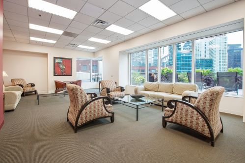 512 Mcclurg Ct, Chicago IL  60611-4112 exterior