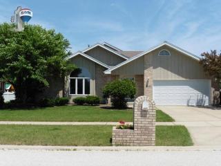 19301 Stonehenge Dr, Mokena, IL 60448-7896