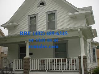 3254 R St, Lincoln NE  68503-3230 exterior