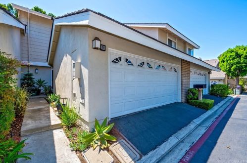 9 Glenhurst, Irvine, CA 92604-3727