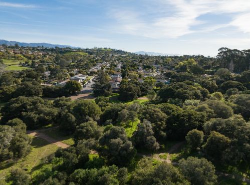 2505 Borton Dr, Santa Barbara, CA 93109-1839