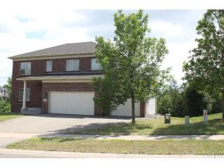 2 Canyon Dr, Hudson, WI 54016-7722