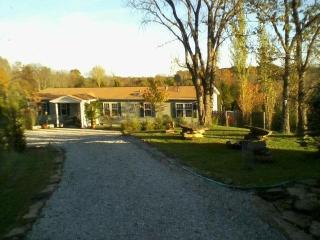 1685 Persimmon Ridge Rd, Carlisle, KY 40311-9145