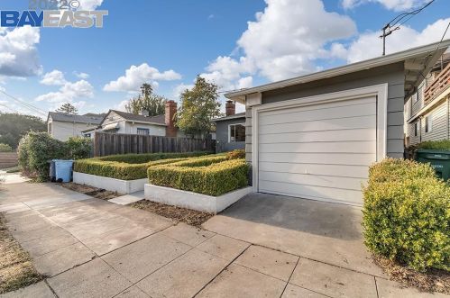 1281 Berkeley Way, Berkeley, CA 94702-1718