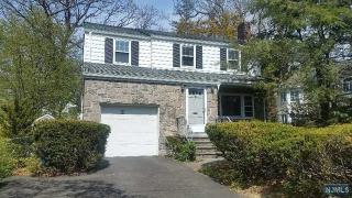 49 Elm St, Tenafly, NJ 07670-2839