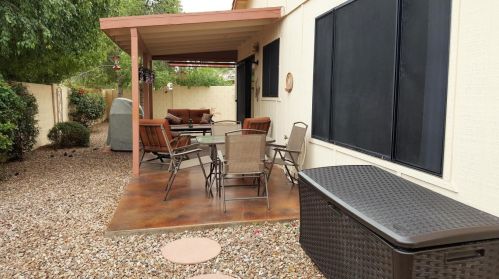 127 Crestview St, Chandler AZ  85226-7503 exterior