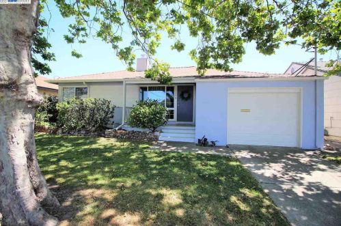 17590 Via Arriba, San Lorenzo, CA 94580-3017