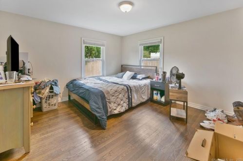30 Lambert Dr, Norwich CT  06360-1735 exterior