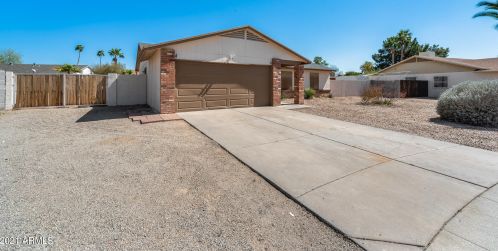 17441 41st Dr, Glendale, AZ 85308-2919