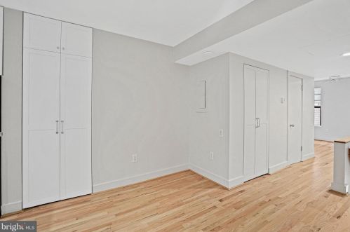 1842 California St, Washington DC  20009-1866 exterior