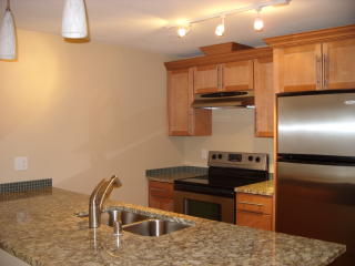 231 Belmont Ave, Seattle WA 98102-5669 exterior