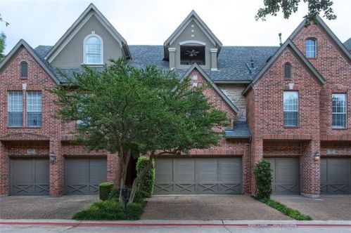 14861 Towne Lake Cir, Addison, TX 75001-4951