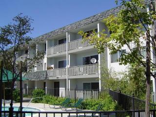 2645 California St, Mountain View CA  94040-1227 exterior
