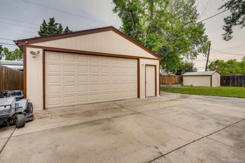 3021 Bellewood Dr, Englewood, CO 80110