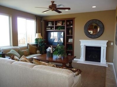 9995 Macabee Ln, Elk Grove, CA 95757-2550