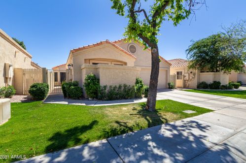 341 Page Ave, Gilbert, AZ 85234-5782