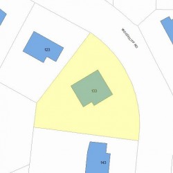 133 Woodcliff Rd, Newton MA  02461-1824 plot plan