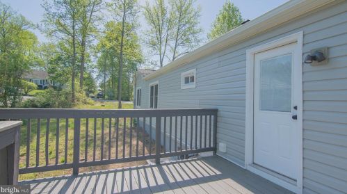 19214 Mockingbird Heights Rd, Triangle VA  22172-2207 exterior