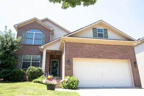 3004 Caddis Ln, Lexington, KY 40511-8838