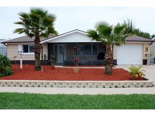 5434 Mosaic Dr, Tarpon Springs, FL 34690-6523