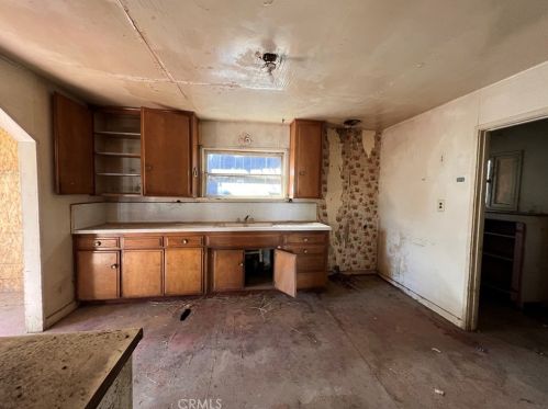 951 5th St, Norco CA  92860-2112 exterior