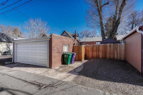 871 Sherman St, Denver CO  80209-4038 exterior