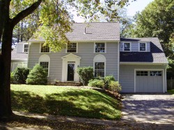 71 Greylock Rd, Newton, MA 02465-2731