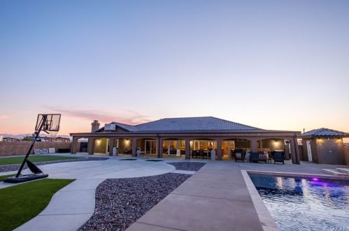 24625 Ledbury Rd, Oro Grande, CA 92368-9800