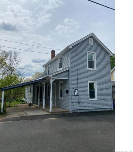 92 River St, Enfield, CT 06082-3311