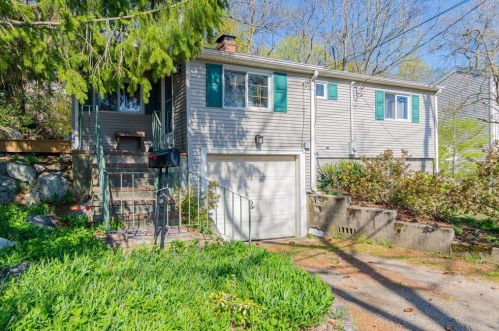 39 Westminster Rd, Weymouth, MA 02189-1939