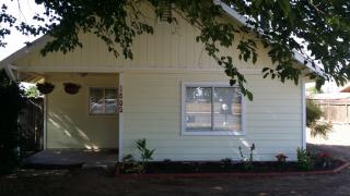 1605 Bullard Ave, Clovis, CA 93611-1423