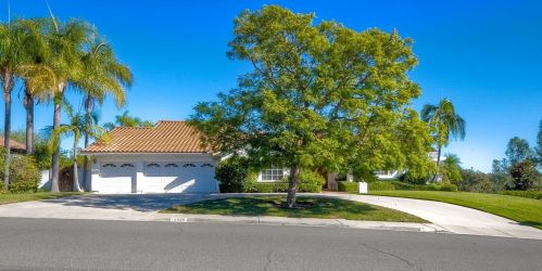 14039 Arbolitos Dr, Poway, CA 92064-3238