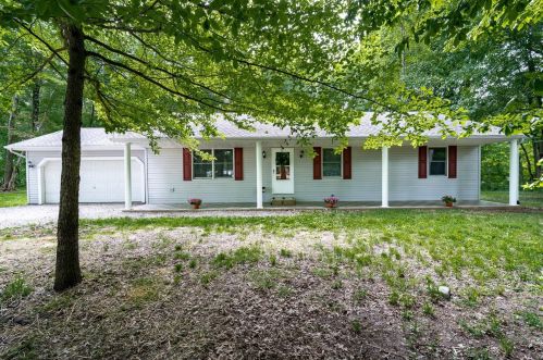 1896 Reeder Rd, Blanchester, OH 45107-7700