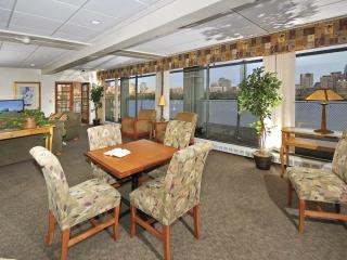 100 Memorial Dr, Cambridge MA  02142-1314 exterior