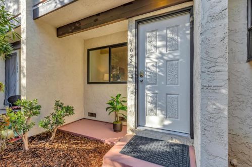 1022 Helen Ave, Santa Clara, CA 95051-2573